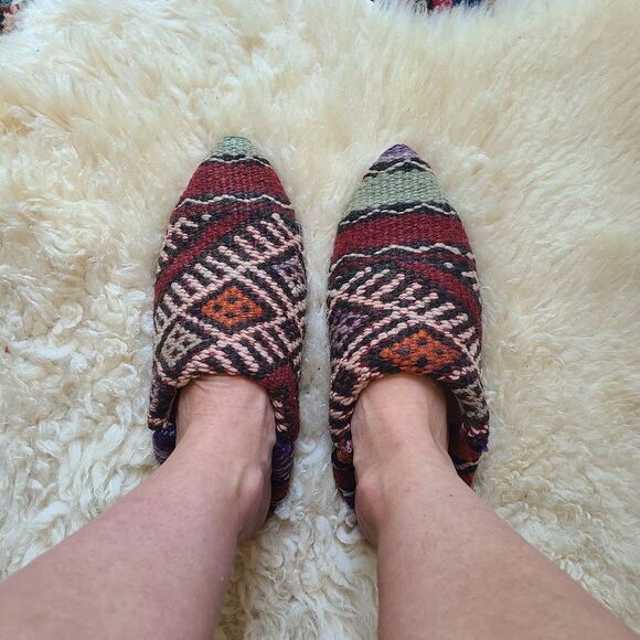 NWT Upcycled Moroccan Rug Slippers Size S [Womens 5.5-6] - Picture 6 of 8